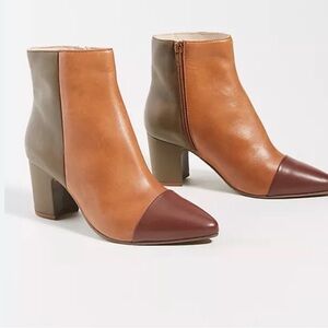 Seychelles Two-Tone Tan and Brown Leather Ankle Boots